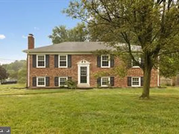 4509 Kerrybrooke Dr, Alexandria, VA 22310
