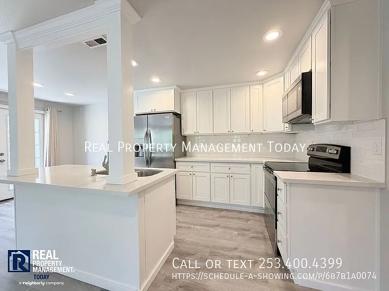 2804 12th Avenue Ct NW — Photo 7
