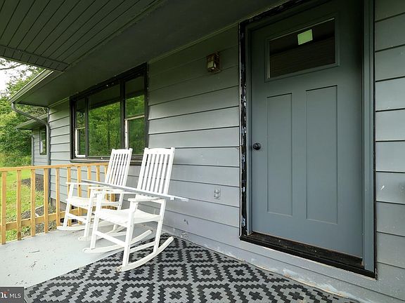 3rd image of 348 Shady Dell Rd