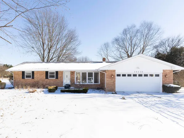 10136 Glen Lee Trl, Granger, IN 46530