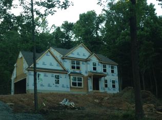 22 Abby Rd, Windsor, PA 17366