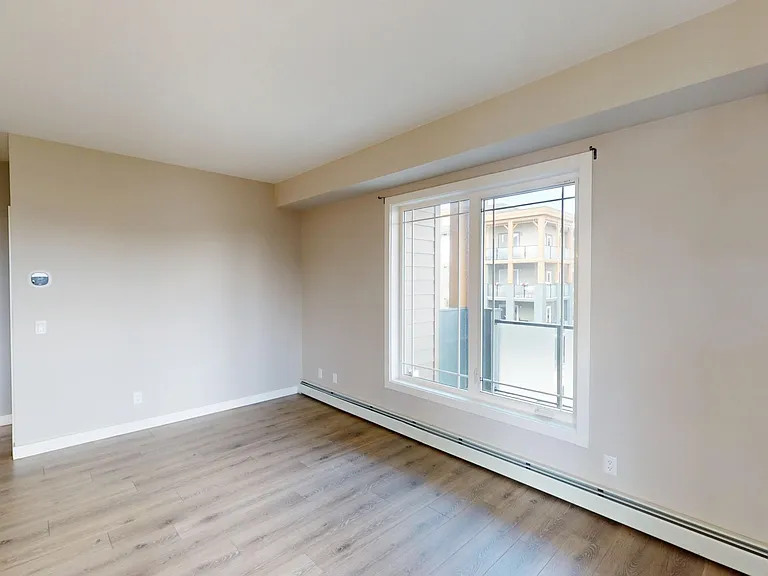 301 Auburn Meadows Blvd SE #100 — Photo 4