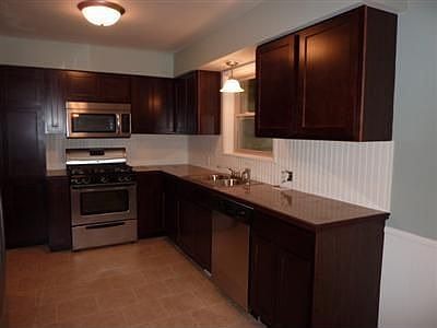 3rd image of 3303 Brooklyn Ave SE
