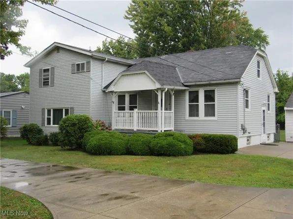 39007 Johnnycake Ridge Rd, Willoughby, OH 44094