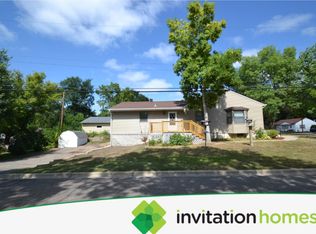 4942 Acorn Ridge Rd, Minnetonka, MN 55345