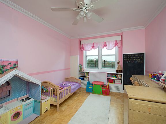 5th image of 5800 Arlington Ave APT 4B