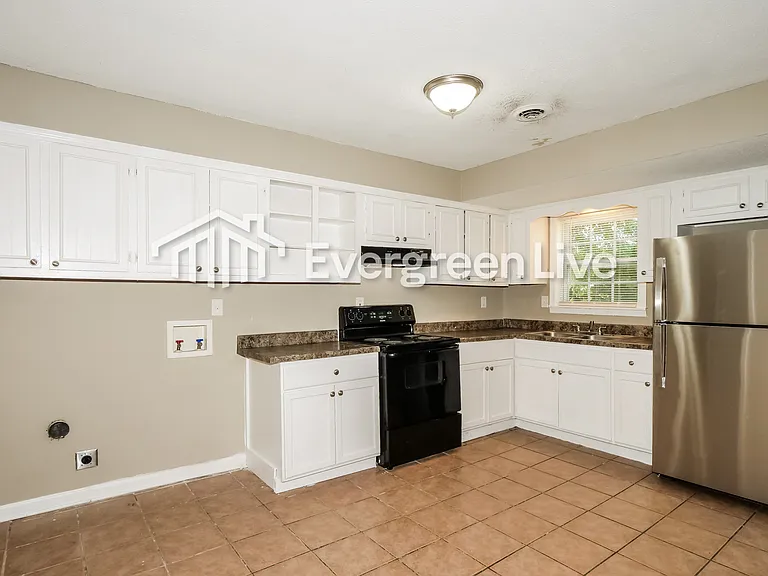 3460 Meier Dr — Photo 12