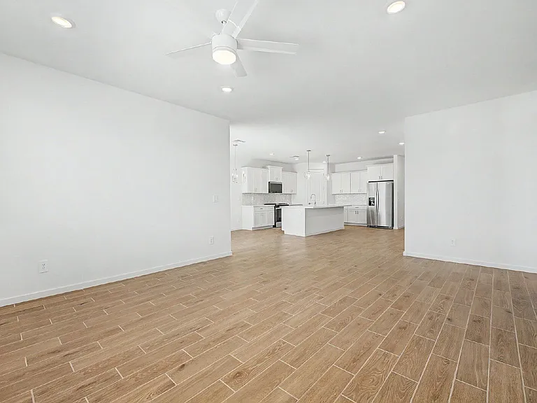 17737 W Illini St — Photo 9