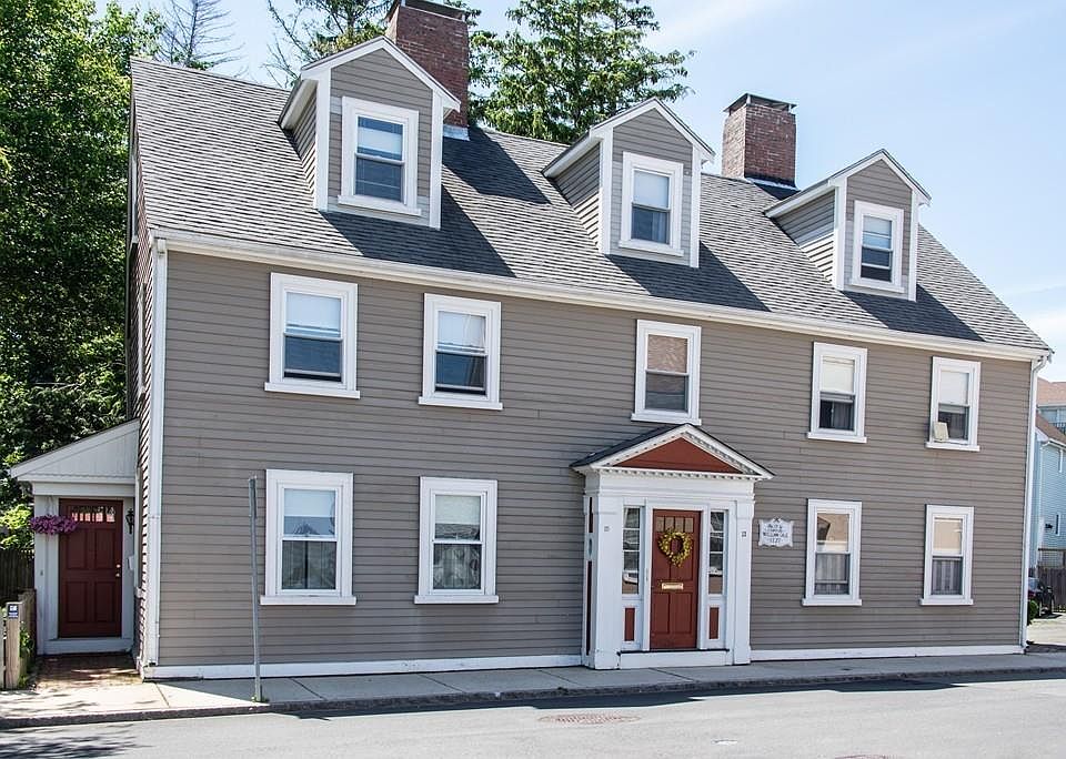 2nd image of 13-15 Bartlett St Unit 4