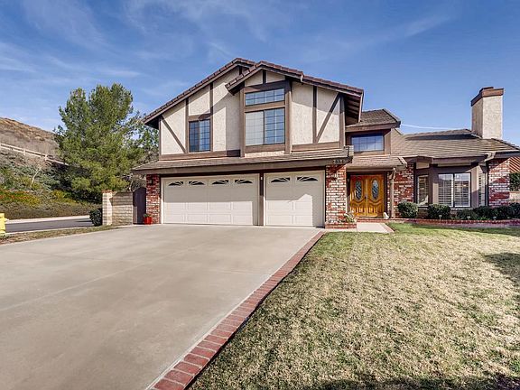 2nd image of 2598 Covent Garden Ct