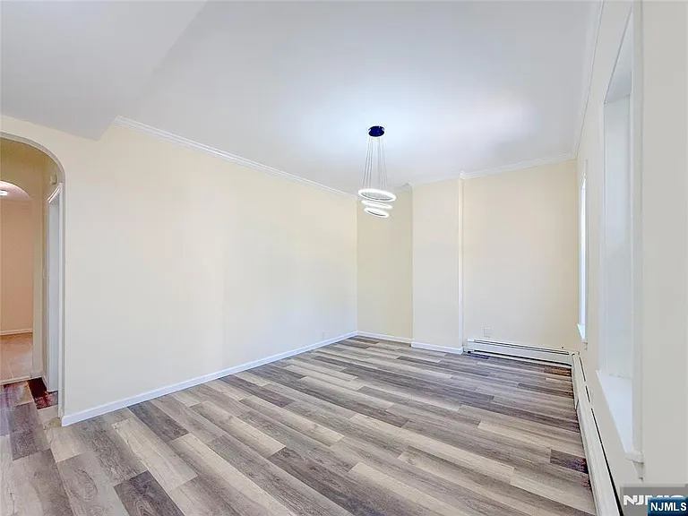 244 Lincoln Ave — Photo 3