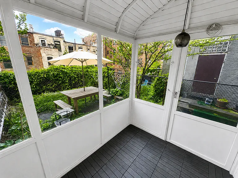 415 W 144th St #1R — Photo 10