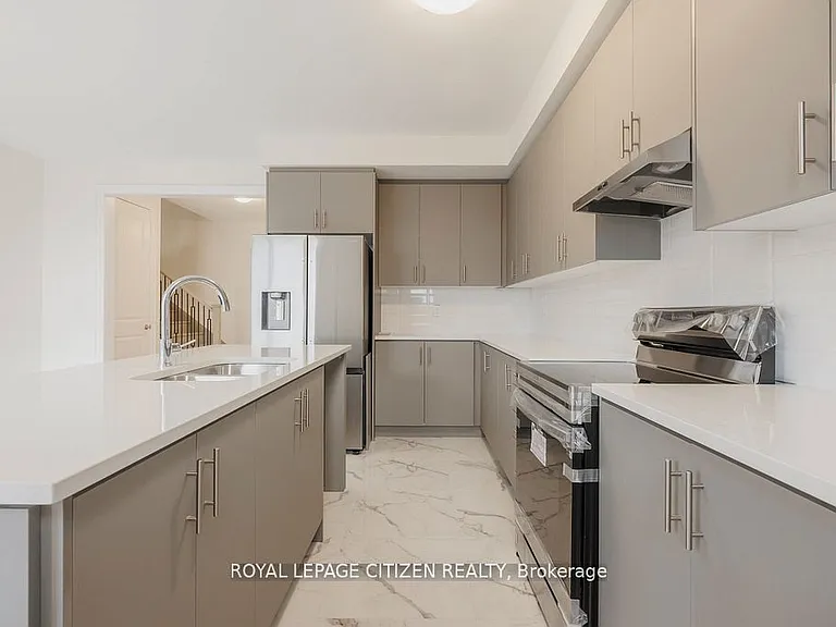 26 Wesley Brooks St — Photo 13