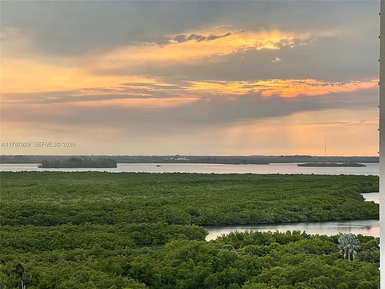 5047 N Highway A1A #1205 — Photo 32