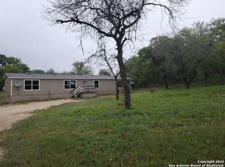 198 Pullman Rd, La Vernia, TX 78121