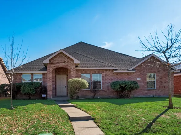 717 Locustberry Dr, Red Oak, TX 75154