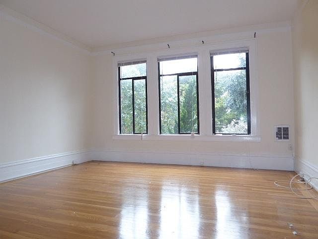 1st image of 945 Hyde St APT 2