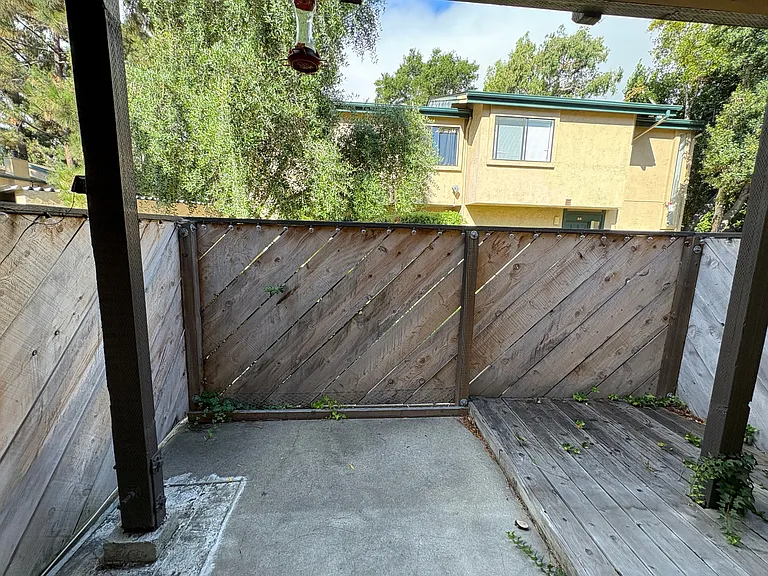 570 Peach St #26 — Photo 7