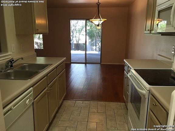 5th image of 7807 Bantry Ct