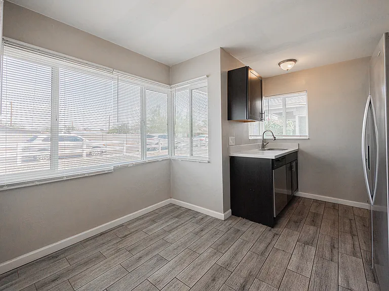 1 bed, 1.0 bath, 600 sqft, $1,295 — Photo 8