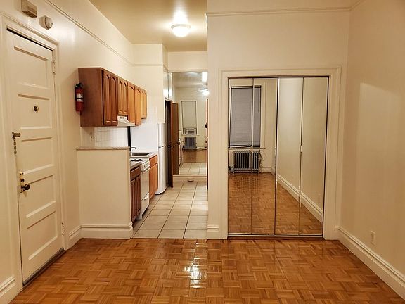 3rd image of 620 W 138th St APT 1A