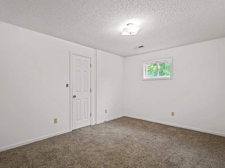 2601 Hillshire Dr — Photo 36