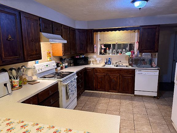 2nd image of 4017 W Margaret St