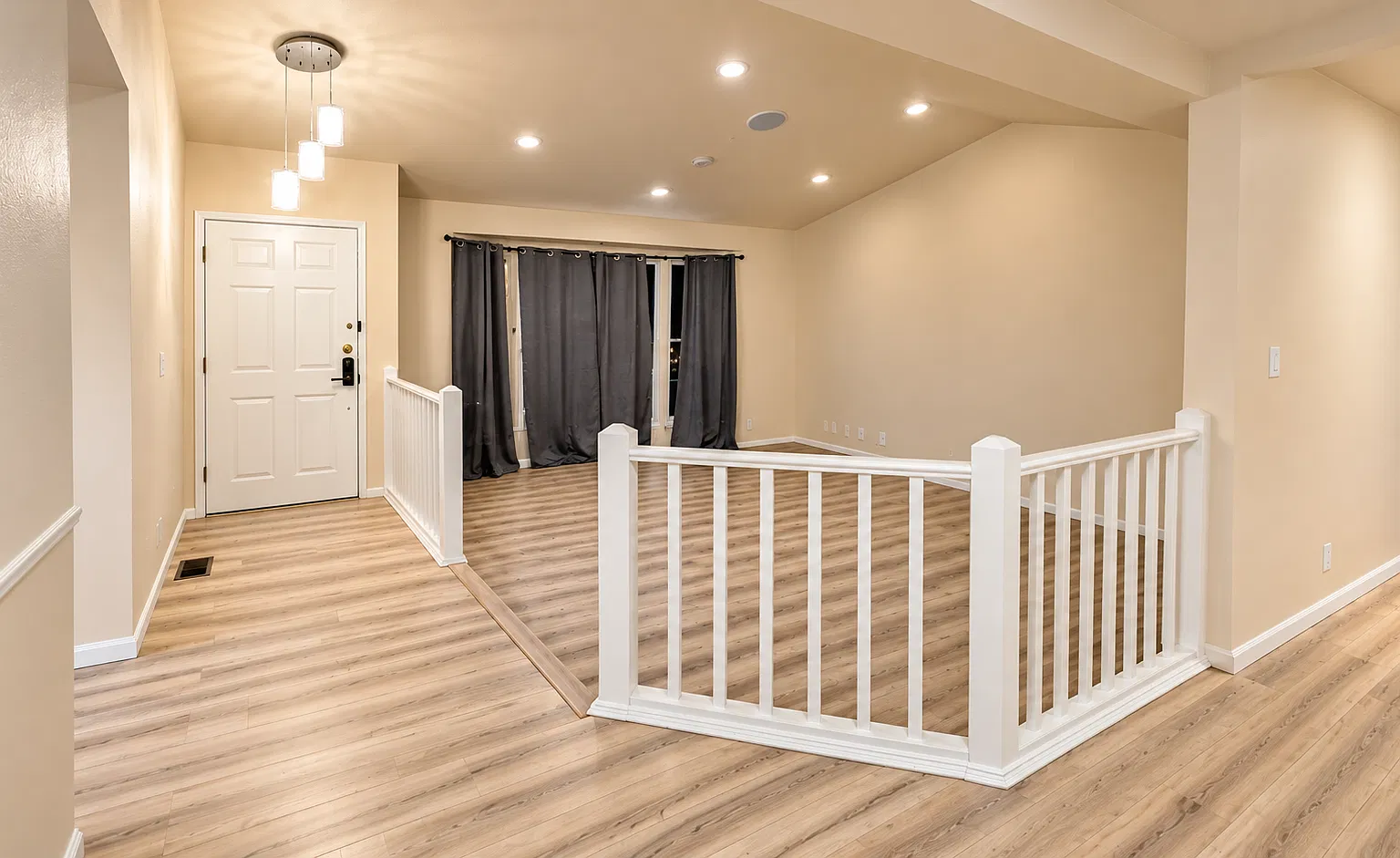 117th Pl NE, Kirkland — Photo 3