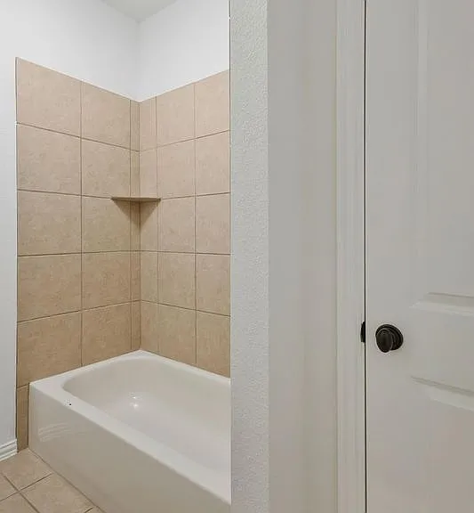 7905 Kickapoo Dr — Photo 34