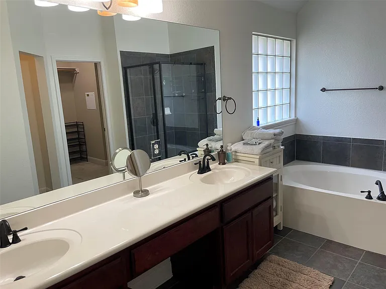 7609 Covered Bridge Dr — Photo 13