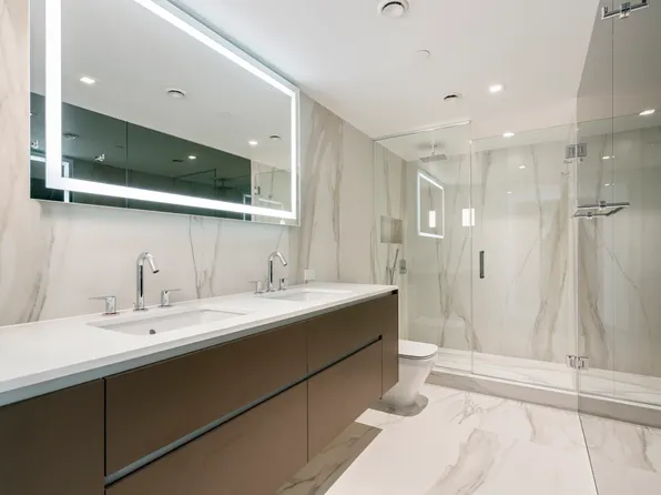 136 West Houston Street image 7 of 12