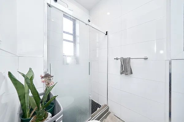 Rented by Living New York | media 13