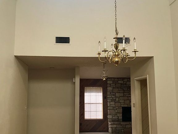 5th image of 109 Jeffery Scott Rd