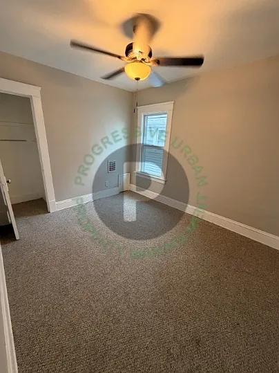 15619 School Ave — Photo 5