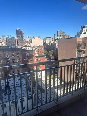 Rented by E Realty International Corp | media 2