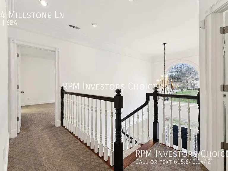 704 Millstone Ln — Photo 28