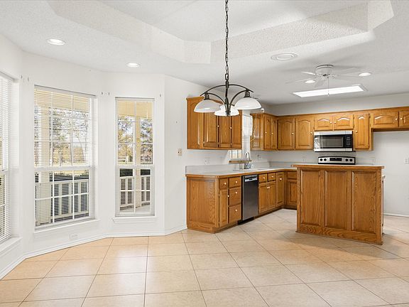5th image of 3100 Durant Ct