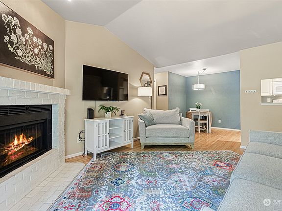 3rd image of 14200 NE 171st Street #A-203