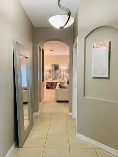4948 SW 136th Ave — Photo 4