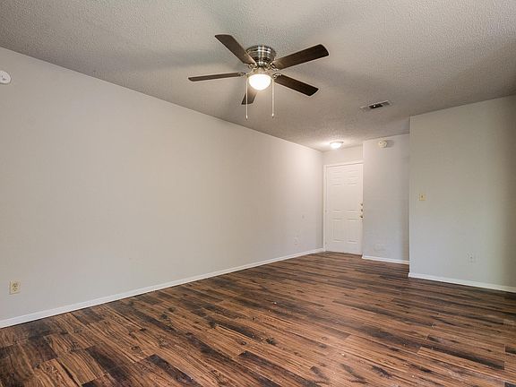 4th image of 244 W McFarland St #248-D