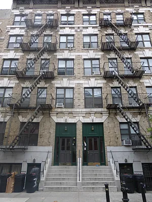 Rented by LDMI Realty Group LLC | media 18