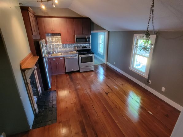 205 Queen St #1