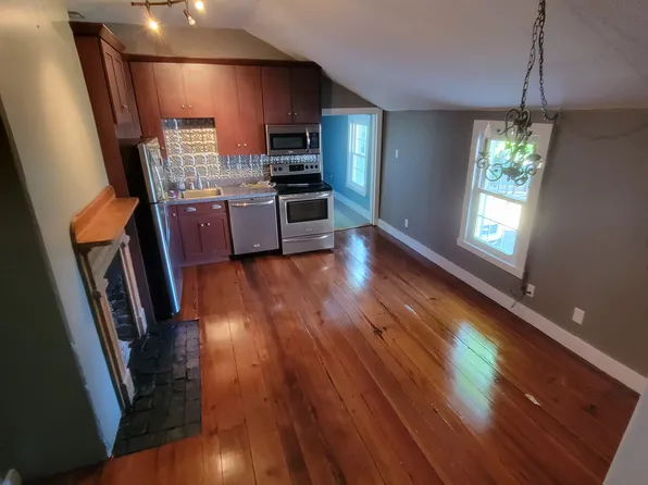 205 Queen St #1, Tappahannock, VA 22560