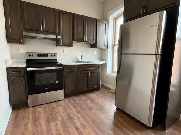 110 Lark St #2, Albany, NY 12210