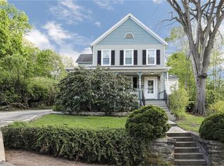 19 Frank St, Putnam, CT 06260