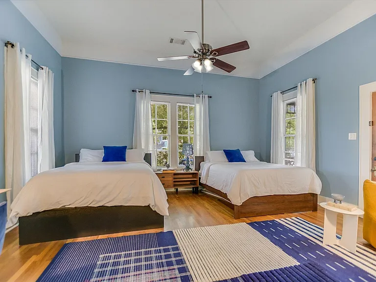 2109 Nickerson St — Photo 15