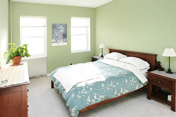 Sold by Anchor Associates | media 4