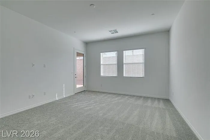 37 Charlotte Ridge Pl — Photo 18