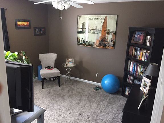 4th image of 213 Westbriar Dr