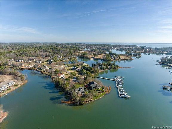 3rd image of 1784 Sawgrass Pointe Dr